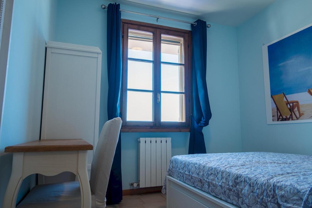 דירות סירמיונה La Casa Sul Porto - Italian Homing מראה חיצוני תמונה